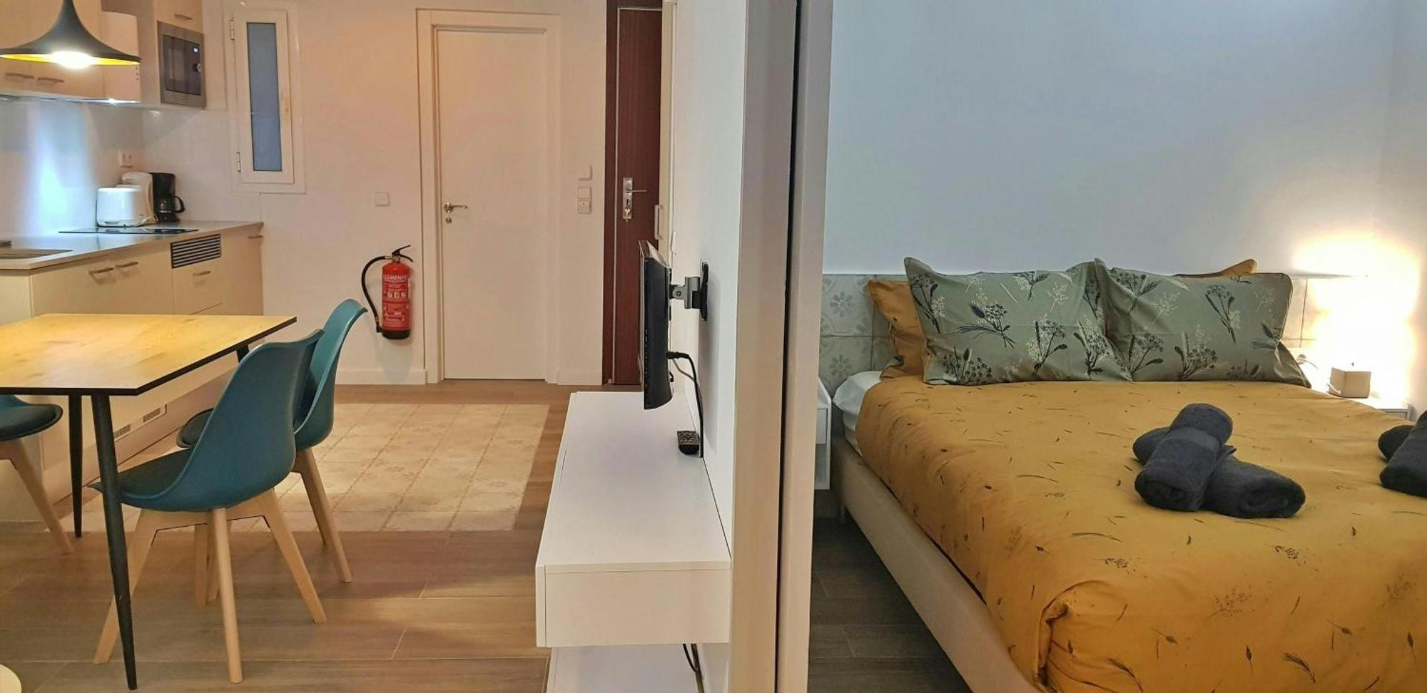 Апартаменты Sant Antoni 3 - Downtown Barcelona. Modern Экстерьер фото
